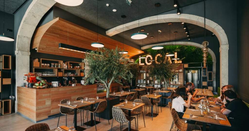 Restaurante O Local.